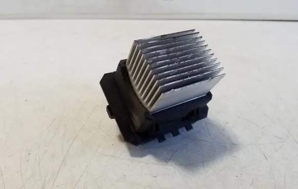 Heater blower motor/fan resistor