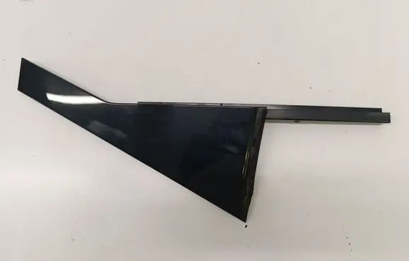 Nissan X-Trail T33 Rear door glass trim molding 822906RA0B
