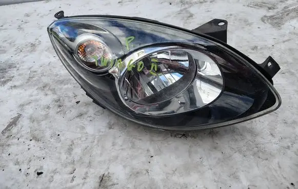 Renault Twingo II Headlight/headlamp 