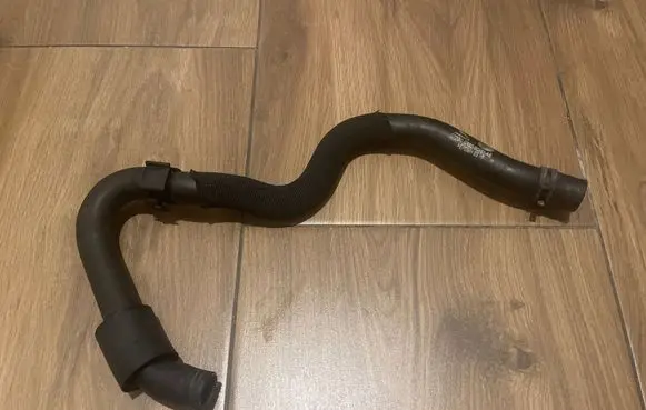 Land Rover Range Rover Velar Engine coolant pipe/hose GX638C481AF