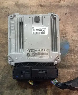 Audi A4 S4 B8 8K Engine control unit/module 03L906019AL 03L906022NP 0281016141
