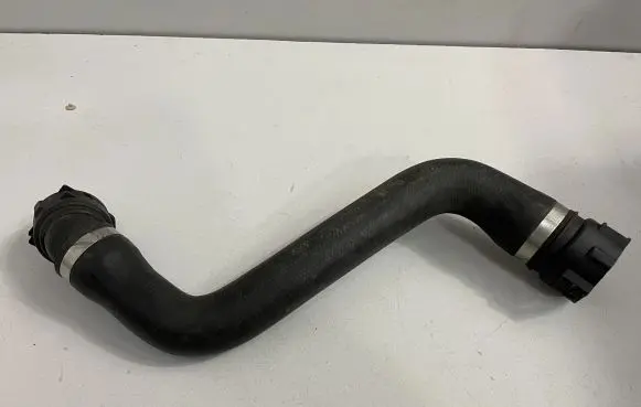 BMW 5 F10 F11 Engine coolant pipe/hose 7809821