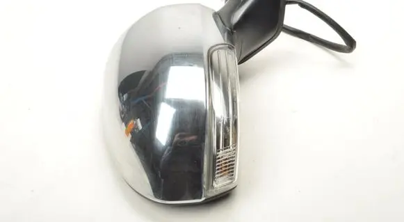 Toyota Prius (XW30) Front door electric wing mirror 