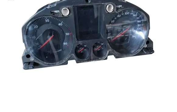 Volkswagen PASSAT B6 Speedometer (instrument cluster) 3145550 A2C53145550