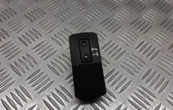Opel Signum Electric window control switch 24437646