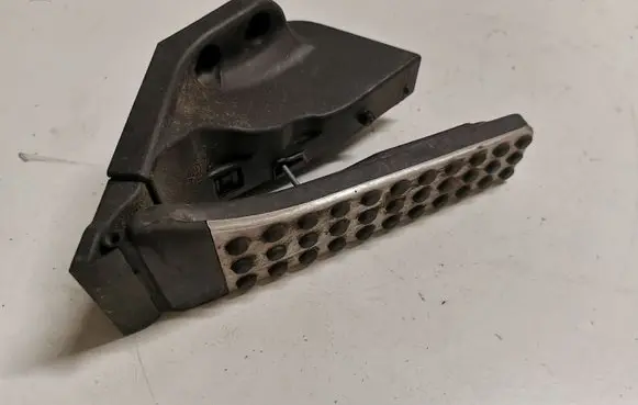Mercedes-Benz C W205 Accelerator throttle pedal A2053000104