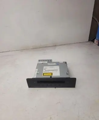 Audi Q7 4L CD/DVD changer 