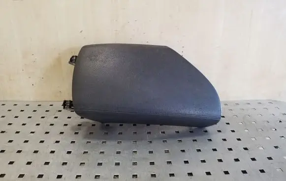 Hyundai i40 Armrest