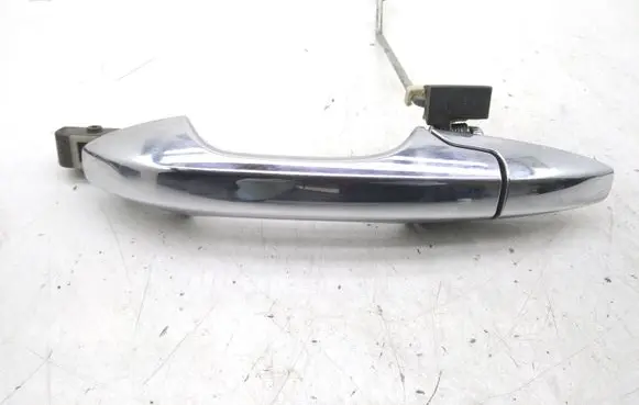 Honda CR-V Front door exterior handle