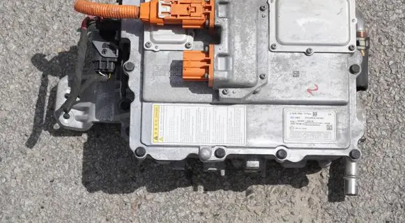 KIA Niro Voltage converter/converter module 364002B015
