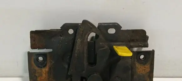 Ford Fiesta Engine bonnet/hood lock/catch