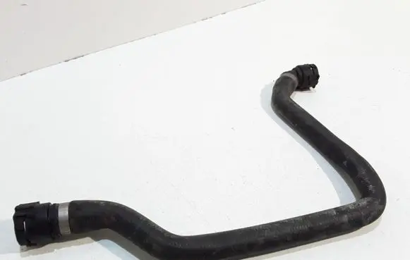 BMW 7 E65 E66 Engine coolant pipe/hose