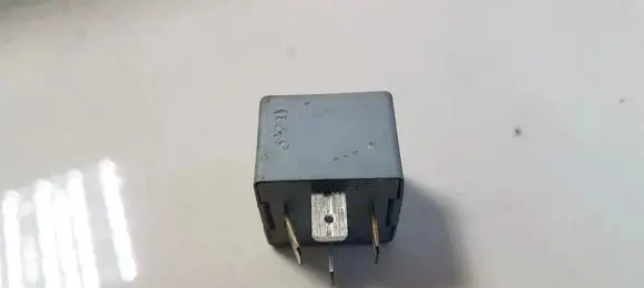 Seat Toledo II (1M) Other relay 141951253B 20240072