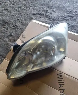 Toyota Corolla E120 E130 Headlight/headlamp 17200507140 89900170 8115002381