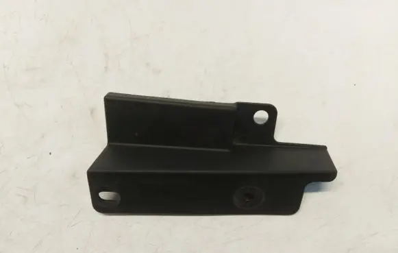Renault Arkana Fender mounting bracket RenArkMocPr