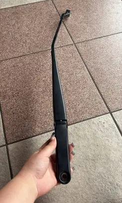 Volkswagen Tiguan Front wiper blade arm 5NB955410