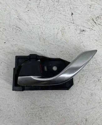 Mazda 3 II Rear interior roof grab handle T8315
