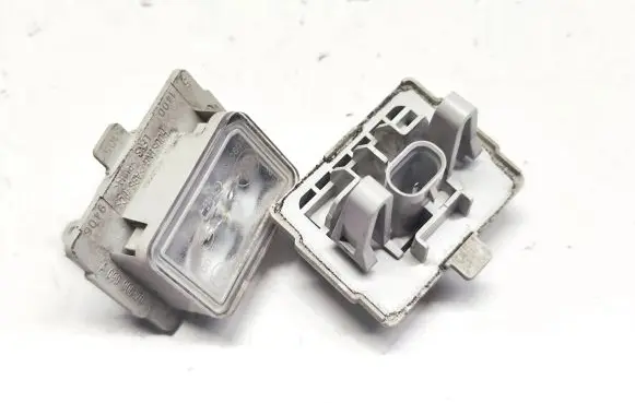 Mercedes-Benz S W222 Number plate light A0999067000