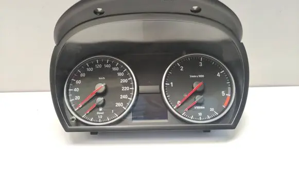 BMW 3 E90 E91 Speedometer (instrument cluster) 9187344 684226233