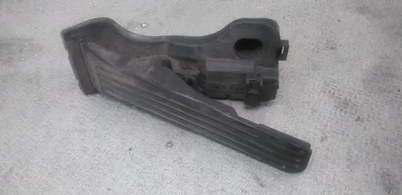 Skoda Octavia Mk2 (1Z) Accelerator throttle pedal 1K1721503L