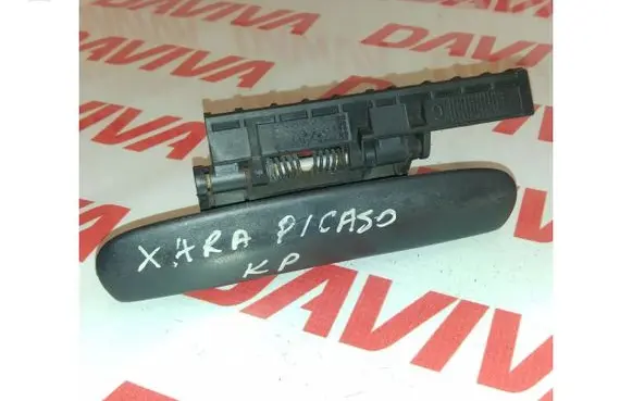 Citroen Xsara Picasso Front door exterior handle 9633343277