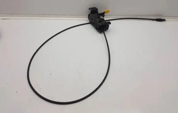 Engine bonnet/hood lock/catch