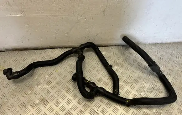 Renault Master III Engine coolant pipe/hose 924002715R