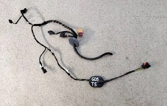 Volkswagen Transporter - Caravelle T5 Front door wiring loom/harness boot 7H097190543A 7H0971905