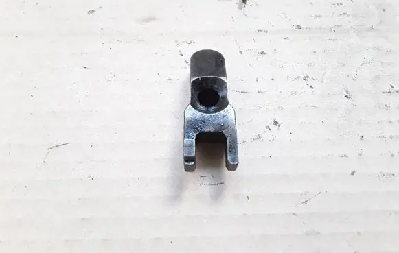 KIA Ceed Fuel Injector clamp holder NOCODE