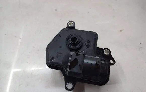 Seat Leon IV Other engine part 05E907593