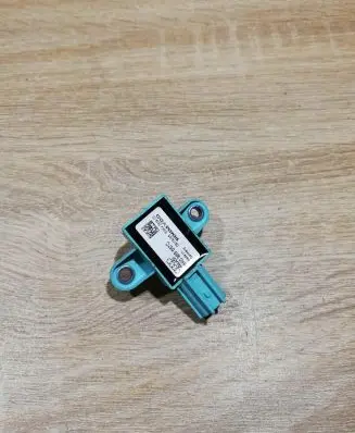 Audi A4 S4 B8 8K Airbag deployment crash/impact sensor 8K0955557C