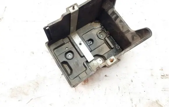 Ford Fiesta Battery box tray 8v2110723ac 8v2110723-ac
