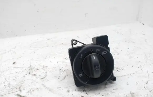 Volkswagen Crafter Light switch 9065450504