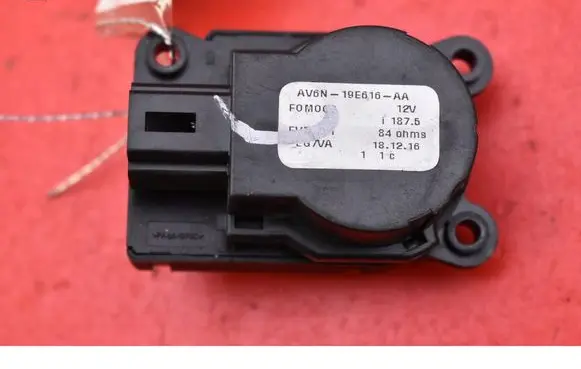 Ford Grand C-MAX Air flap motor/actuator AV6N19E616AA
