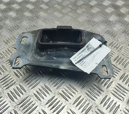 Toyota ProAce City Engine mount bracket SU001B4444