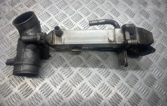 Volvo V70 EGR valve cooler 30637142 96411 13835