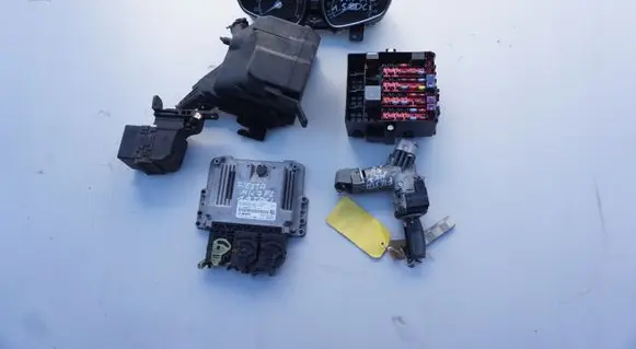 Ford Focus Engine control unit/module ECU 12A650