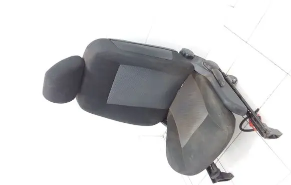 Mercedes-Benz A W169 Front driver seat 2070026747