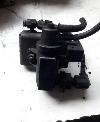 BMW 3 E92 E93 Vacuum valve 