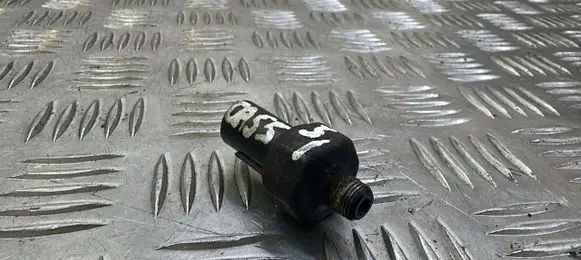 KIA Sorento Oil pressure sensor 