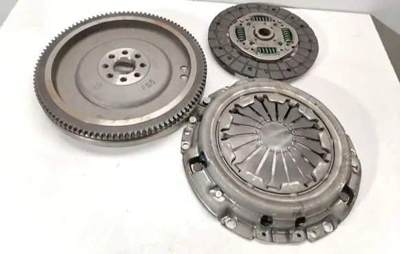 Toyota Avensis T270 Clutch set kit 3121005131 3125005141 4506