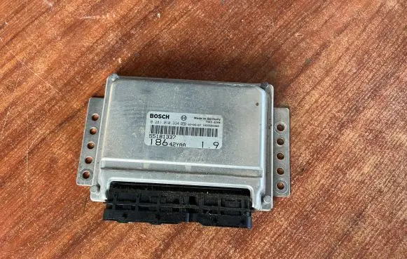 Fiat Multipla Engine control unit/module 55181337 0281010334 18642YAA