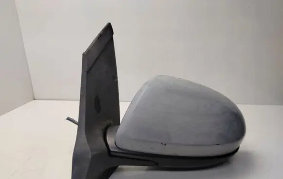 Mazda 2 Front door electric wing mirror 