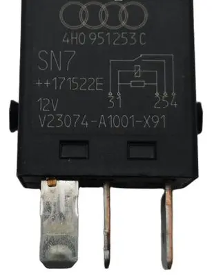 Volkswagen Golf VII Other relay 4H0951253C