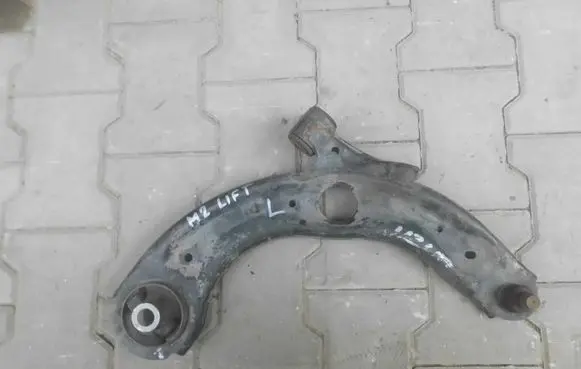 Mazda 2 Front lower control arm/wishbone 65566556