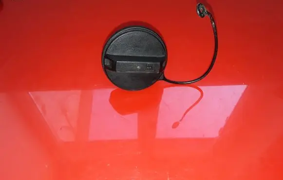Nissan X-Trail T31 Fuel tank filler cap NOCODE