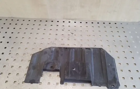 Rear underbody cover/under tray