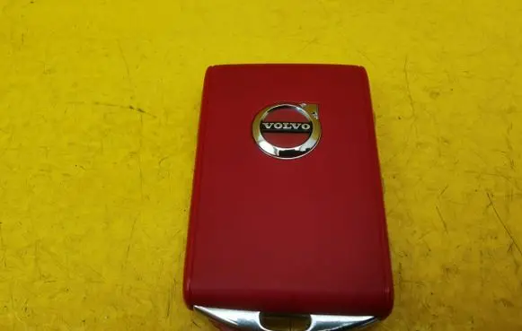 Volvo XC40 Ignition key/card 