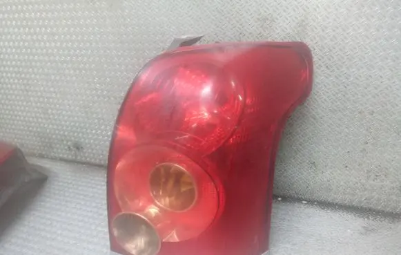 Toyota Avensis T250 Rear/tail lights