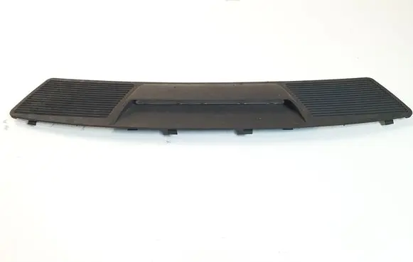 BMW 7 E65 E66 Third/center stoplight 8236788 51468236788